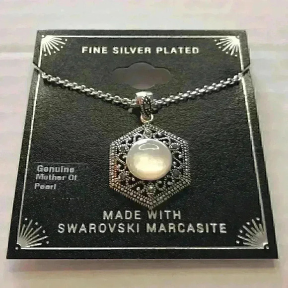 Macy’s new Marcasite Pearl filigree Pend Necklace - Picture 5 of 8